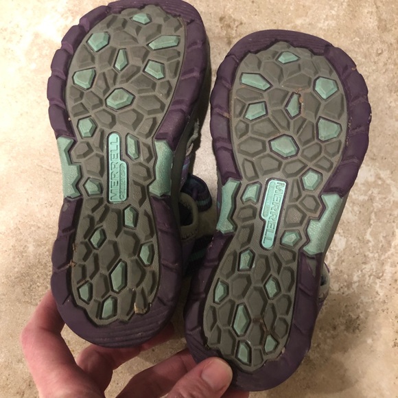 Merrill Girls Water Shoes - Picture 4 of 4